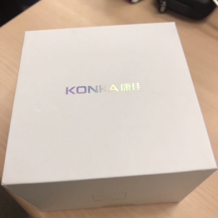 ［開箱］KONKA 康佳K1 無線微型投影機
