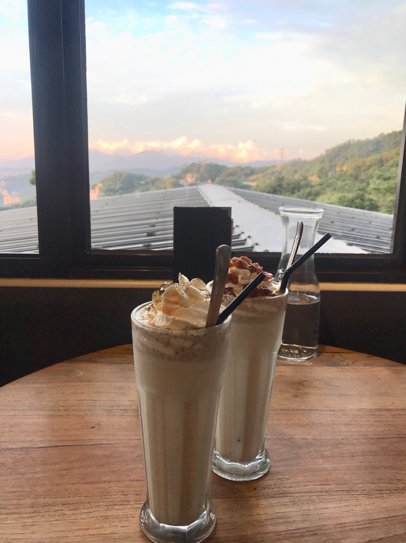貓空餐廳推薦～紅木屋休閒茶館