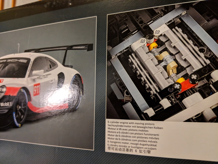 Lego Technic–Porsche 911 RSR 簡單小開箱，同場加映BMW R 1200 GS