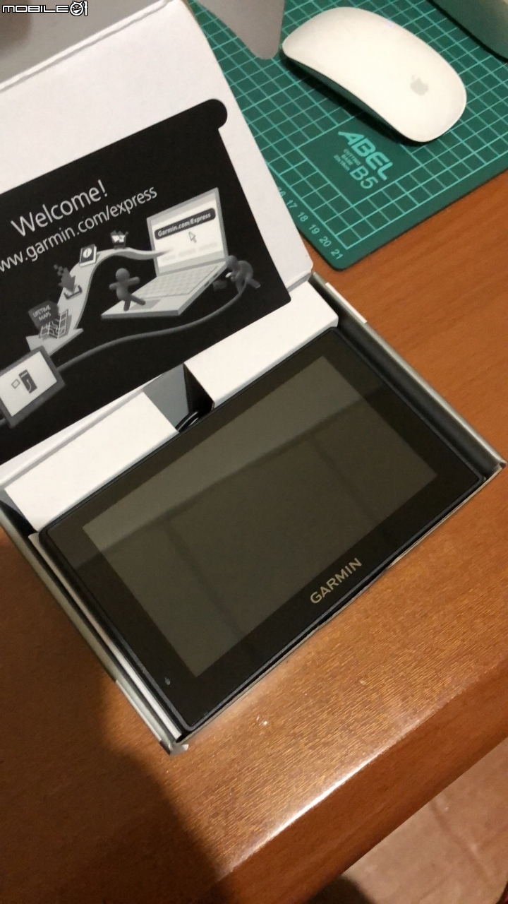 老車配新機Garmin DriveAssist™ 51 + Garmin GRVC 35 無線倒車顯影 使用心得分享