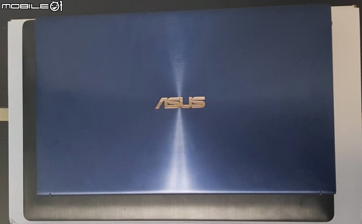ASUS ZenBook 15 UX533FD皇家藍   15吋也能很輕薄