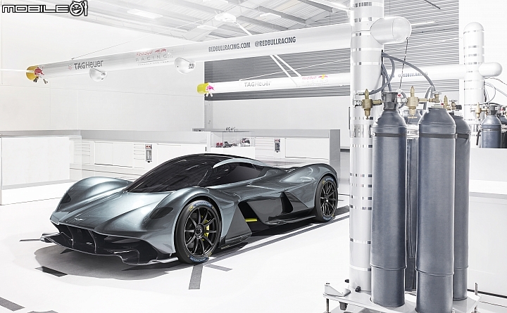 【海外新訊】V12不死！ Aston Martin發表旗下Hyper Car-「Valkyrie」的千匹萬轉終極引擎。