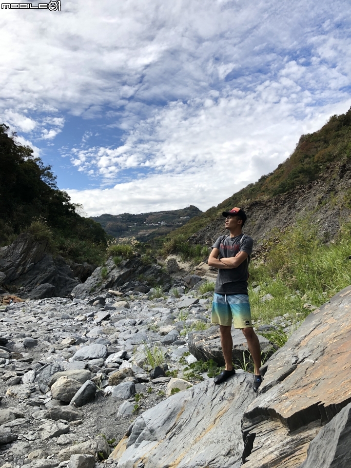 【野生天體營】2018 - 塔羅灣溪野溪露宿。溯溪野營溫泉耶誕營火趴一次滿足