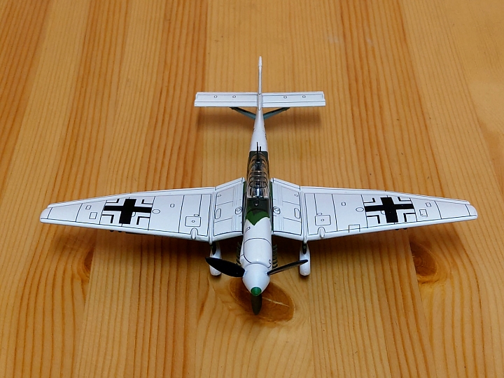 模型開箱 二次大戰傑作機[45]: 容克斯 Ju87D 斯圖卡