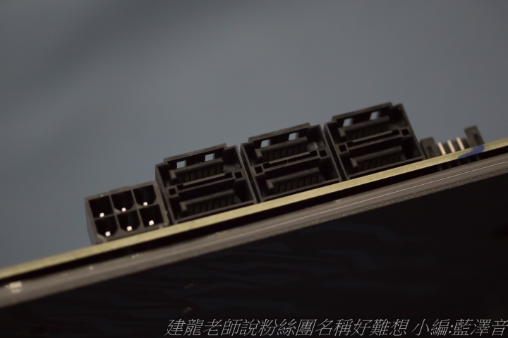 翱翔於天際的農企神鷹 GIGABYTE X399 AORUS XTREME