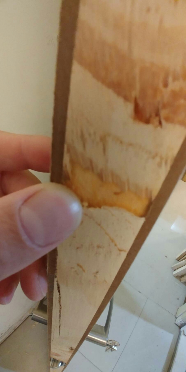 南亞的門邊的這樣正常？