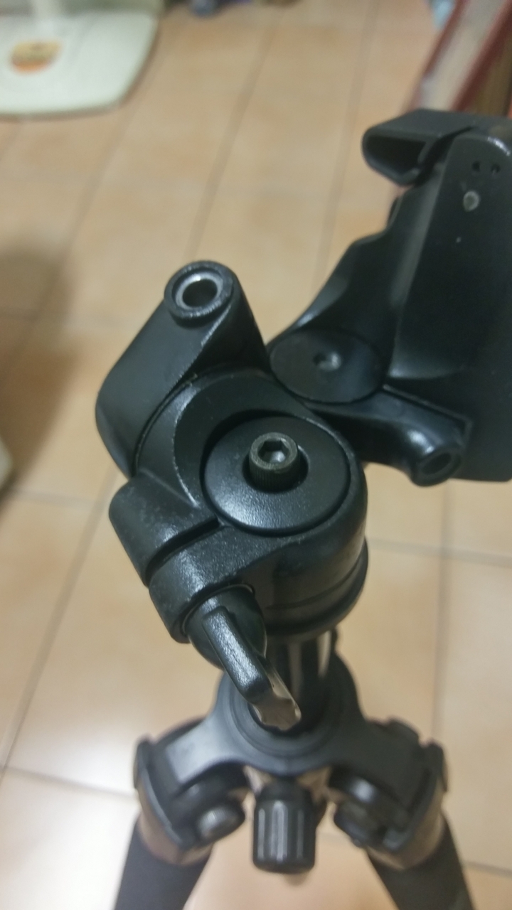 這支腳架有辦法改造換上新型的球狀雲台嗎?