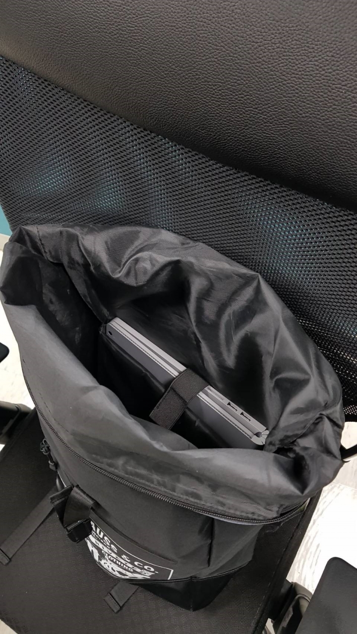 設計師的生財工具 - Surface Book 2