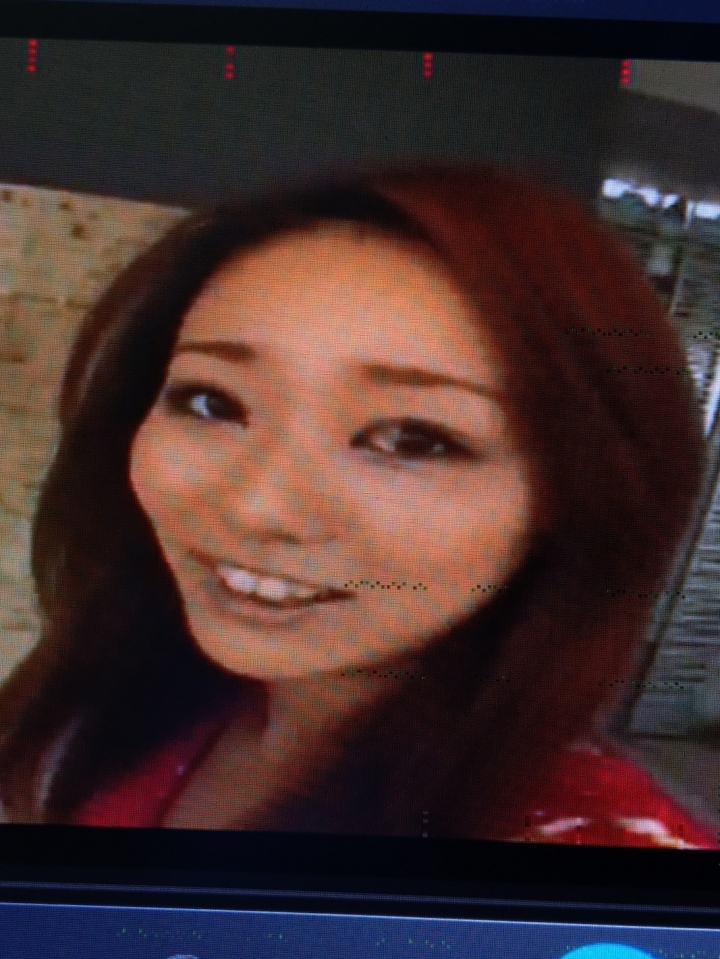 想請問這個女優叫什麼名字。。。
