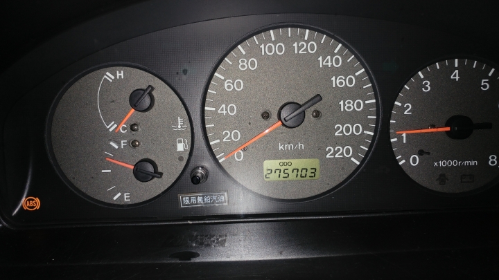 Ford Tierra1.8 Ghia 關箱文