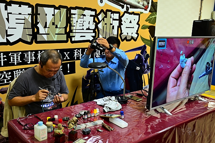 Z6開箱，拍美食，報導高雄模型藝術祭在SOGO。