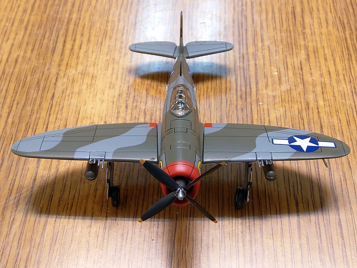 模型開箱 二次大戰傑作機[47]:共和 P-47 雷霆