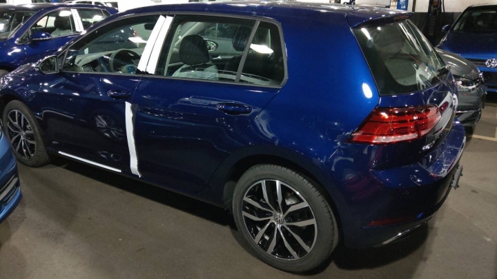 VW Golf Comfortline 19年式 大西洋藍 開箱