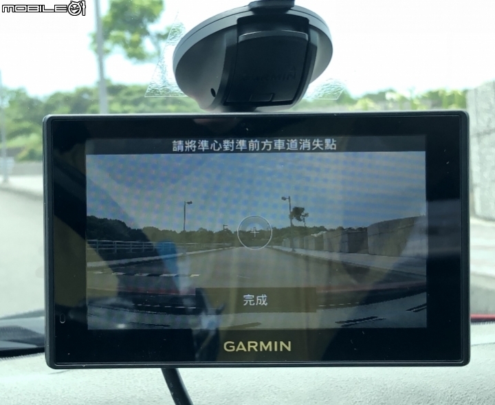 老車配新機Garmin DriveAssist™ 51 + Garmin GRVC 35 無線倒車顯影 使用心得分享