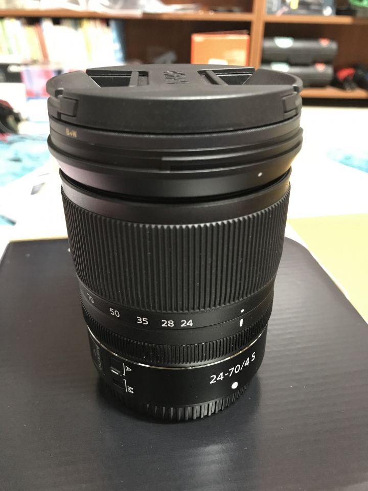 看了很多相機 還是選了 NIKON Z6 這台