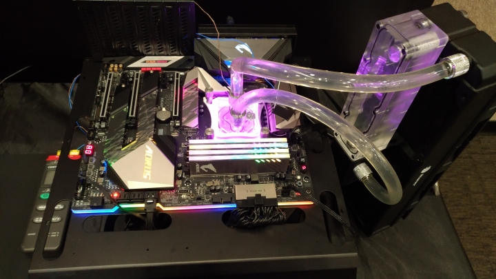 包山包海的Aorus你究竟還有啥麼做不到的~AORUS XTREME 玩家體驗會