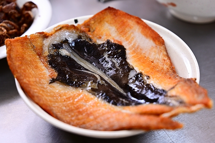 Z6開箱，拍美食，報導高雄模型藝術祭在SOGO。