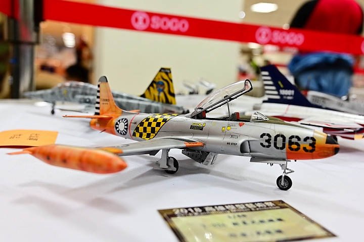 Z6開箱，拍美食，報導高雄模型藝術祭在SOGO。