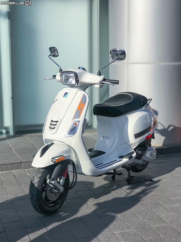 【快訊】喜迎聖誕佳節 Vespa S 125 i-get 雪地白限量上市
