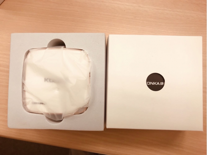 ［開箱］KONKA 康佳K1 無線微型投影機
