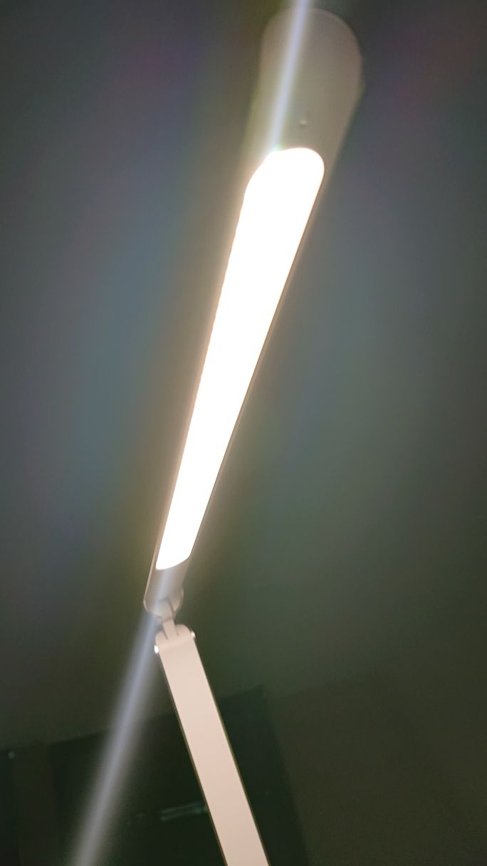 CP值不錯的imu檯燈