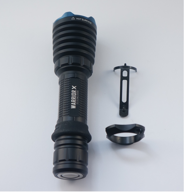 PSK OLIGHT WARRIOR-X 武士 2000流明 戰術手電筒