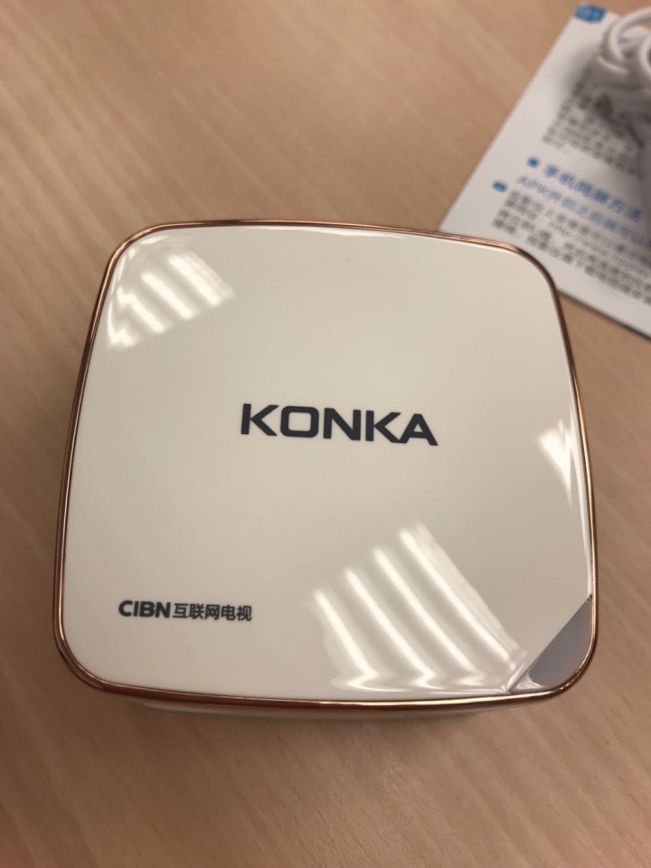 ［開箱］KONKA 康佳K1 無線微型投影機