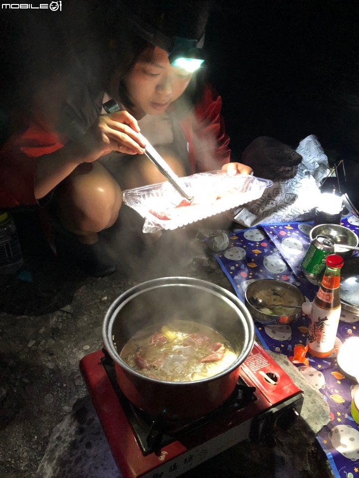 【野生天體營】2018 - 塔羅灣溪野溪露宿。溯溪野營溫泉耶誕營火趴一次滿足