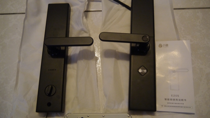 [DIY]雙11淘來的 小益 E205 指紋鎖~ 開箱&安裝