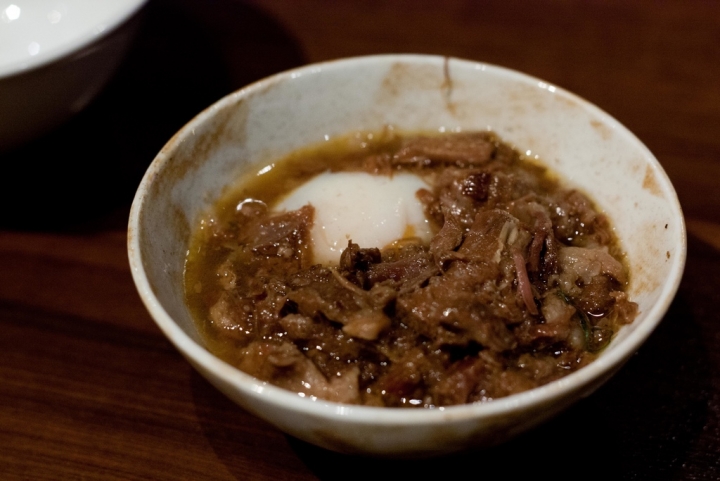 【美食。食記】東京 大門 這樣吃好像有點太爽加奢侈喔! ホルモン在市 芝大門 東京鐵塔 濱松町 芝公園 燒肉 烤肉 和牛 推薦 午餐 中午