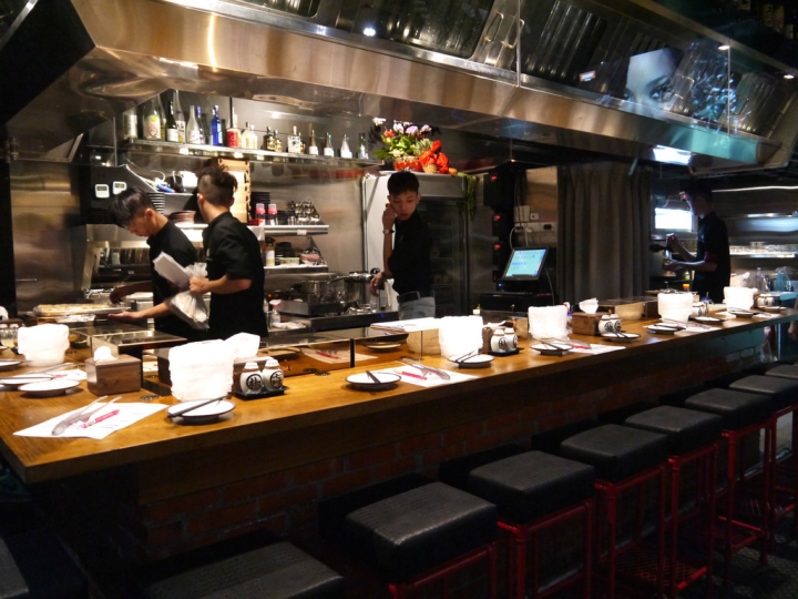 【新北市 中和區/捷運永安市場站】米炭火燒肉小酒館-燒肉串燒一起來！聚餐約會超級歡樂
