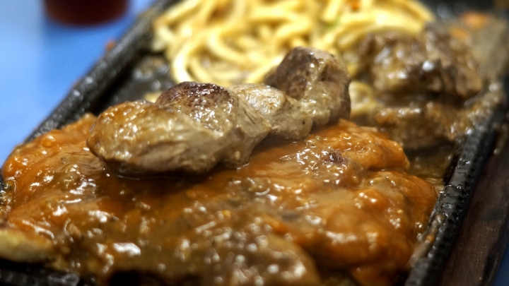 台南美食|中西區|嘟嘟滿牛排|食肉獸的心之所向