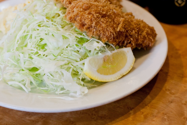 【美食。食記】東京 五反田 今年最棒的雞腿排飯 とん金 炸物 豬排 油炸 豚金 推薦