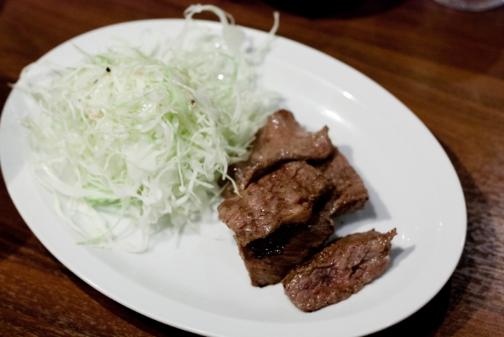 【美食。食記】東京 大門 這樣吃好像有點太爽加奢侈喔! ホルモン在市 芝大門 東京鐵塔 濱松町 芝公園 燒肉 烤肉 和牛 推薦 午餐 中午