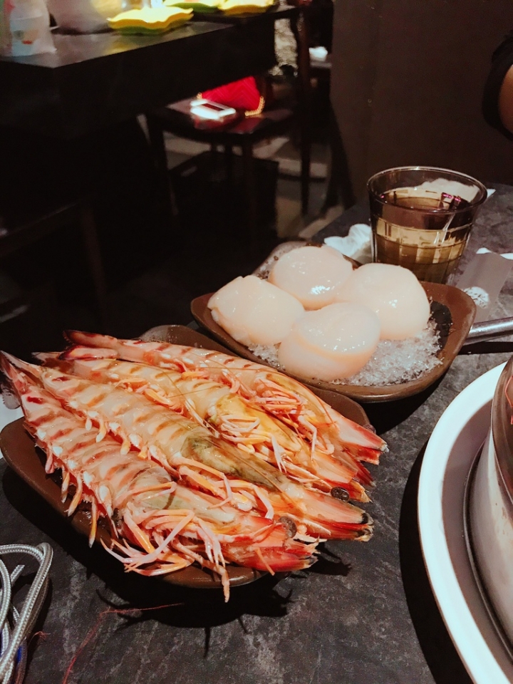 「新北板橋美食」蒸火鍋-錵鑶。海鮮蒸火鍋 海鮮蒸籠塔 ~是痛風餐但是就是爽~~海鮮饕客不容錯過