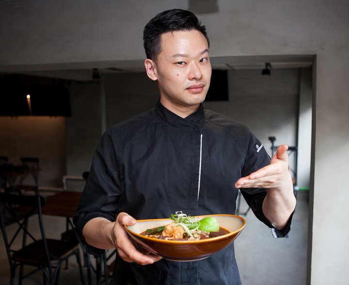 狂妄的國宴級牛肉麵！Michael前往掌門東豐店踢館Michael大廚！