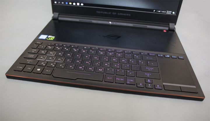 ROG Zephyrus S GX531 – 捏一把衝西風之神S！