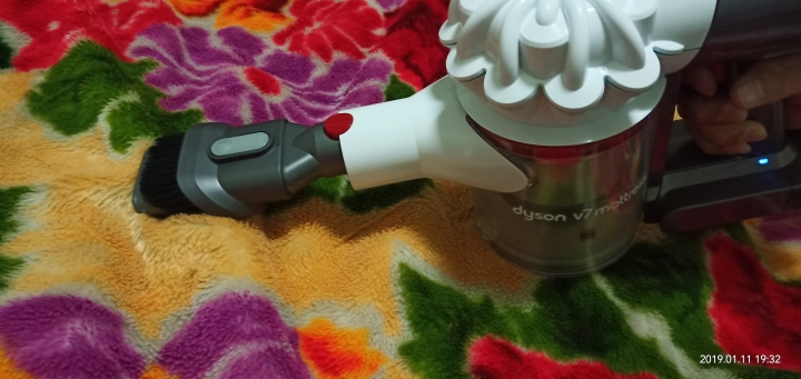 居家清潔的開掛神器!!! Dyson v7 mattress 除螨機  塵螨退散~!!
