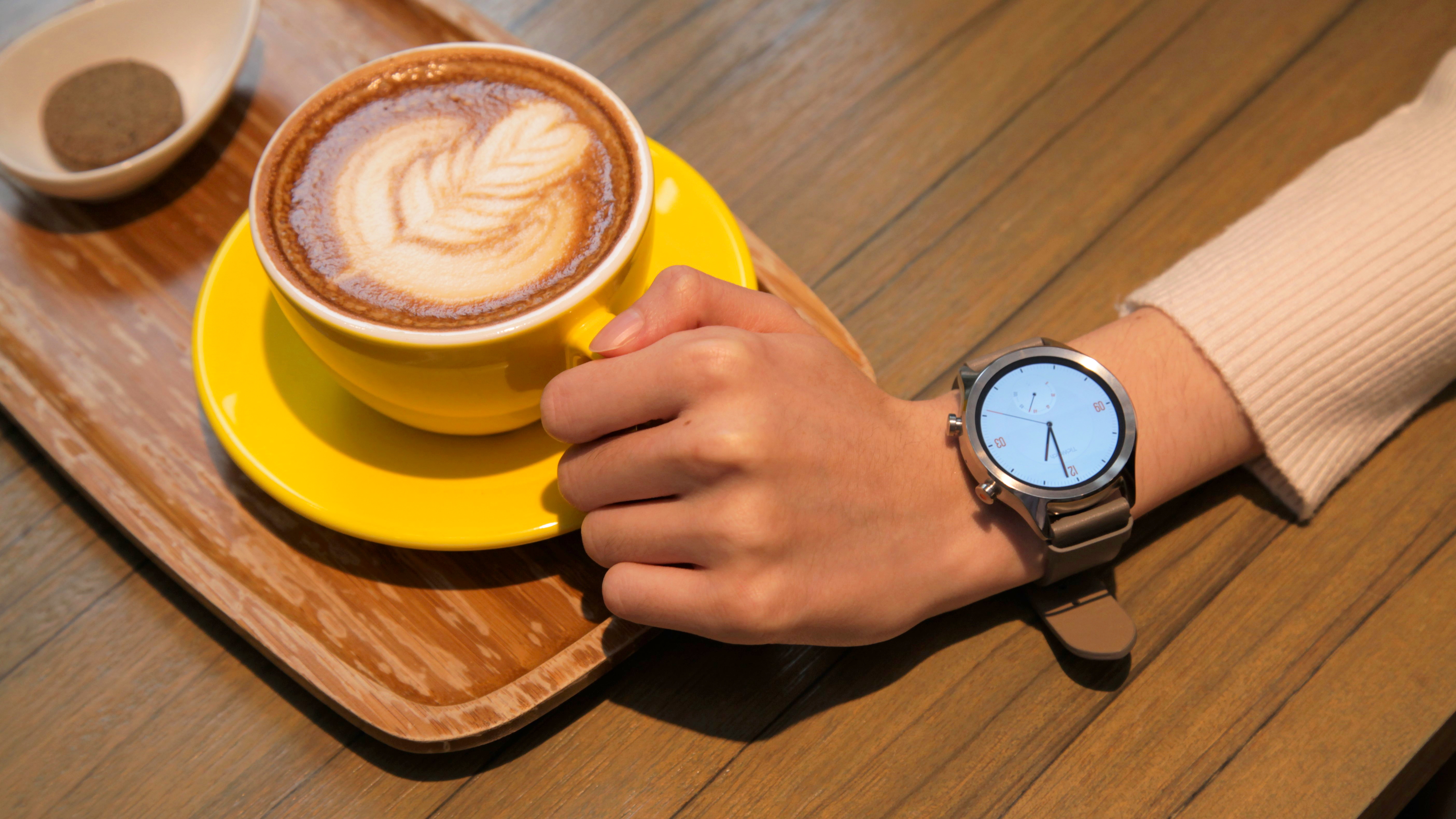 【小宅開箱】【閒聊】出門問問 TicWatch C2 質感美型，內在智慧，襯托男女性之美(豐富產品圖)