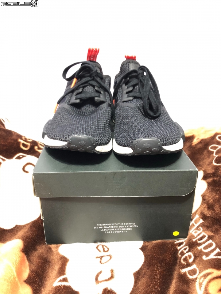 關於NMD R1黑白盜版問題