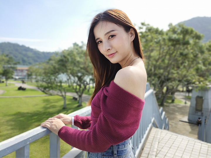 vivo NEX雙螢幕版 三鏡加雙螢感受很未來