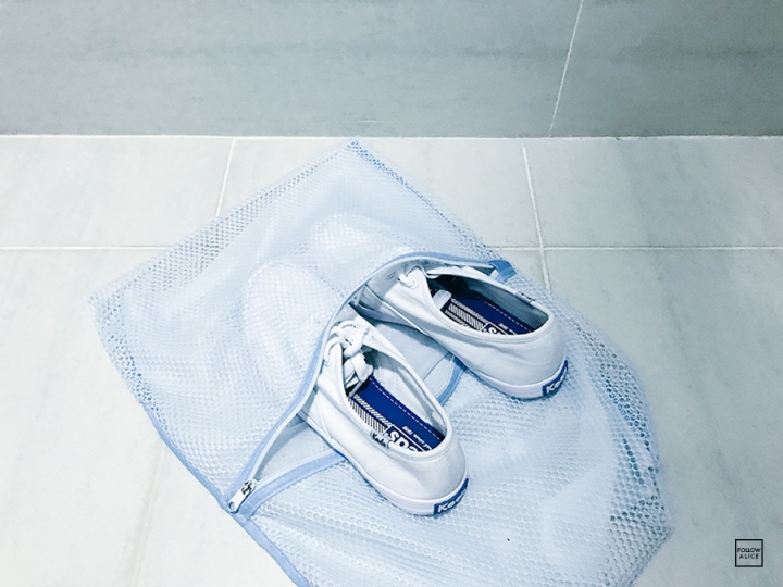 如何在家輕鬆洗白色帆布鞋,不泛黃