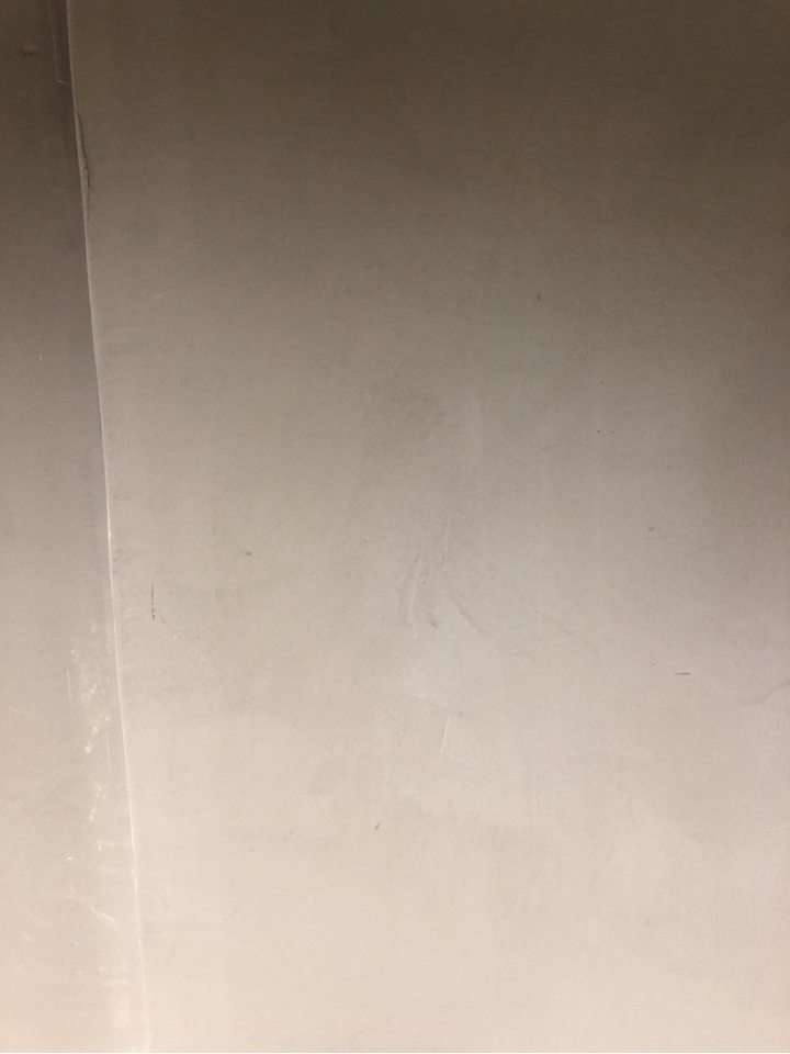 師傅抹的水泥粉光牆變成這樣...