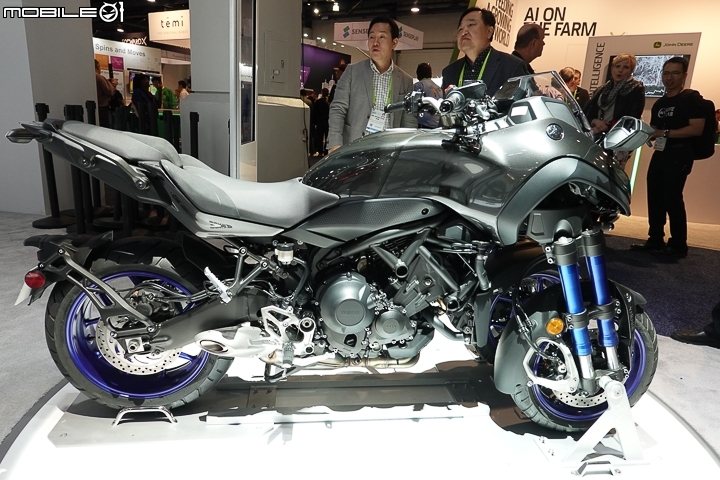 YAMAHA NIKEN 三輪巨獸現身 CES 展現堅強科技實力