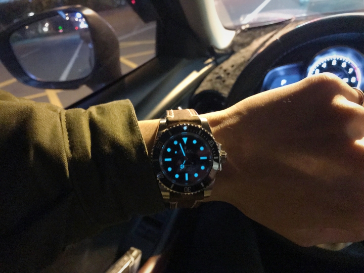 [開箱] Rolex勞力士黑水鬼114060開箱&更換皮錶帶