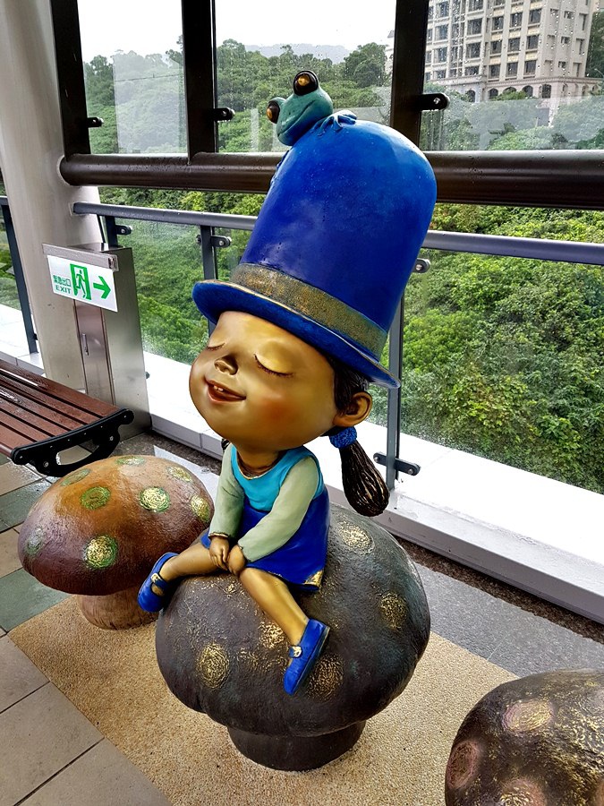 [新北市淡水區捷運]淡海輕軌 2018/12/24開始試營運 免費搭乘一個月 半日遊之淡水行政中心站v.s.淡海新市鎮站v.s.竿蓁林站 參觀幾米裝置藝術療癒大小朋友的心~