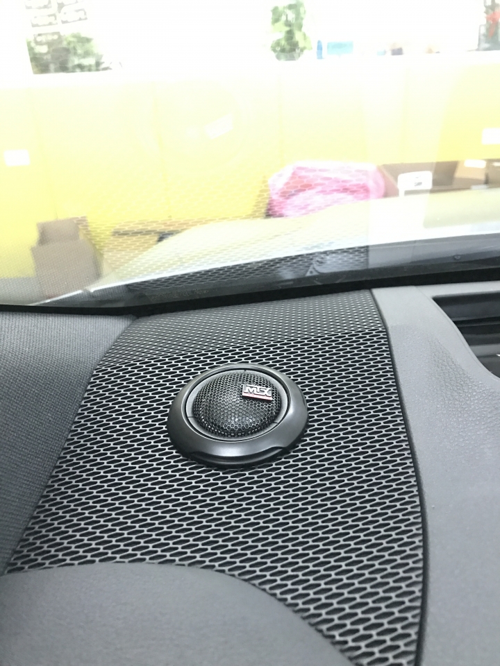 人生第一部汽車，使用滿2個月!?