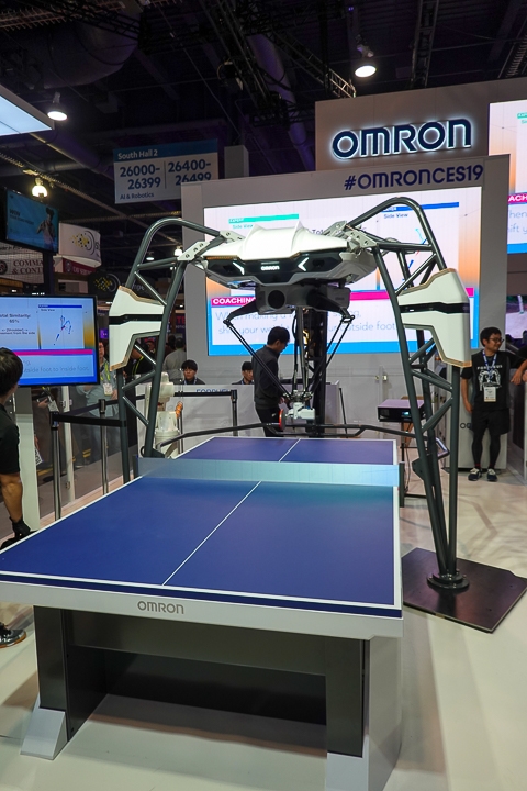 OMRON FORPHEUS第5代乒乓球機器人於CES 2019現身！