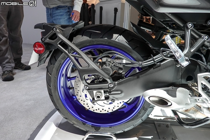 YAMAHA NIKEN 三輪巨獸現身 CES 展現堅強科技實力