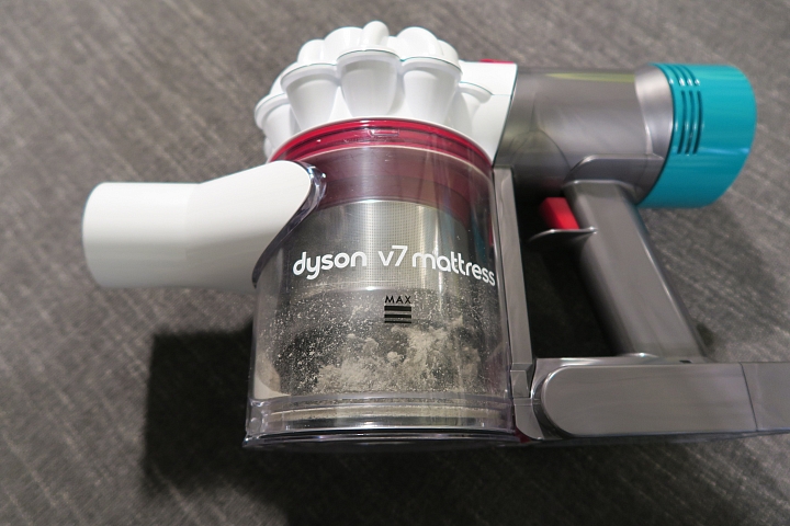 [開箱] Dyson V7 mattress 的進擊 讓塵螨無所遁形